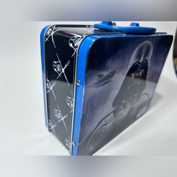 FREE w/ Purchase-Star Wars x Darth Vader - Metal Case / Container / Lunch Box 🧳✨ - Picture 13 of 15